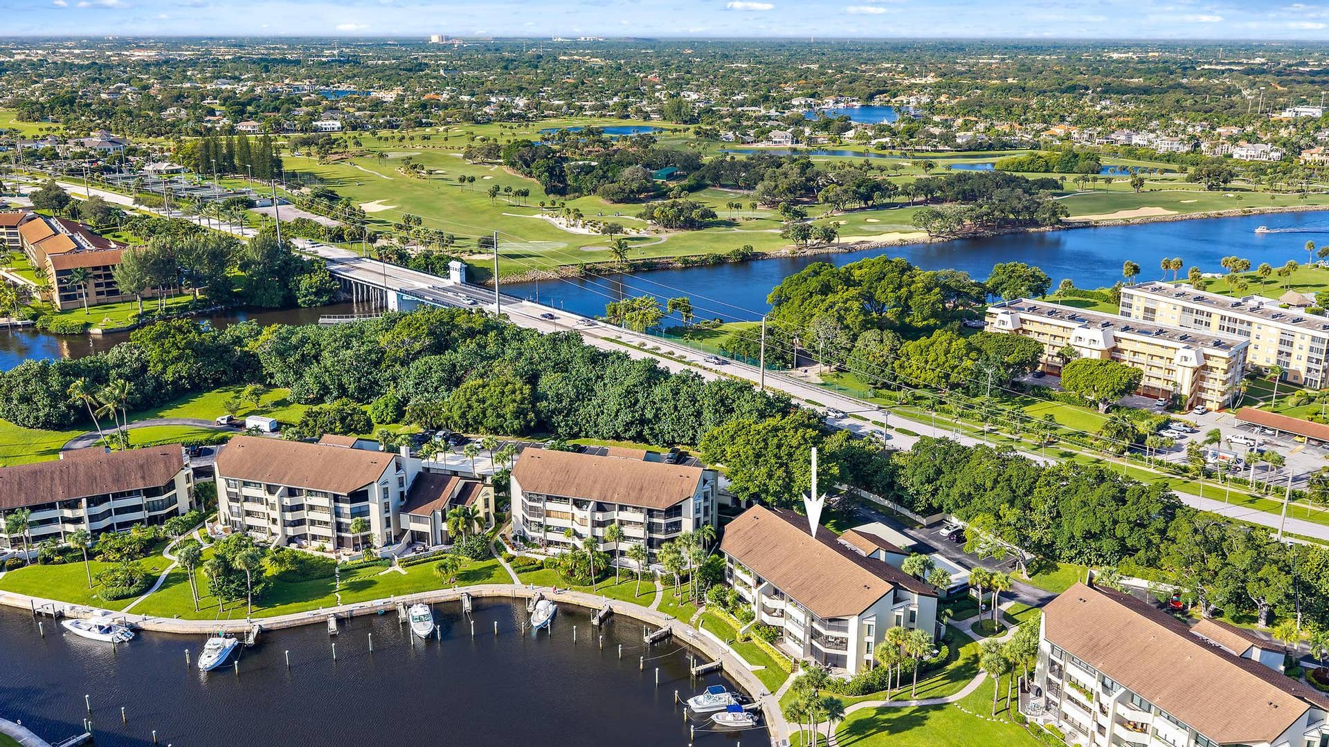 1124 Marine Way W D2R-32