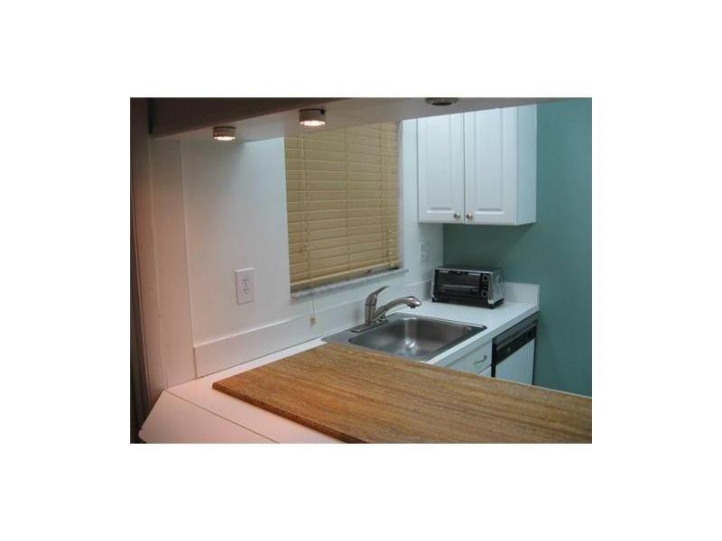 2400 NE 10th Street NE, #305, Pompano Beach, FL 33062 Photo 10