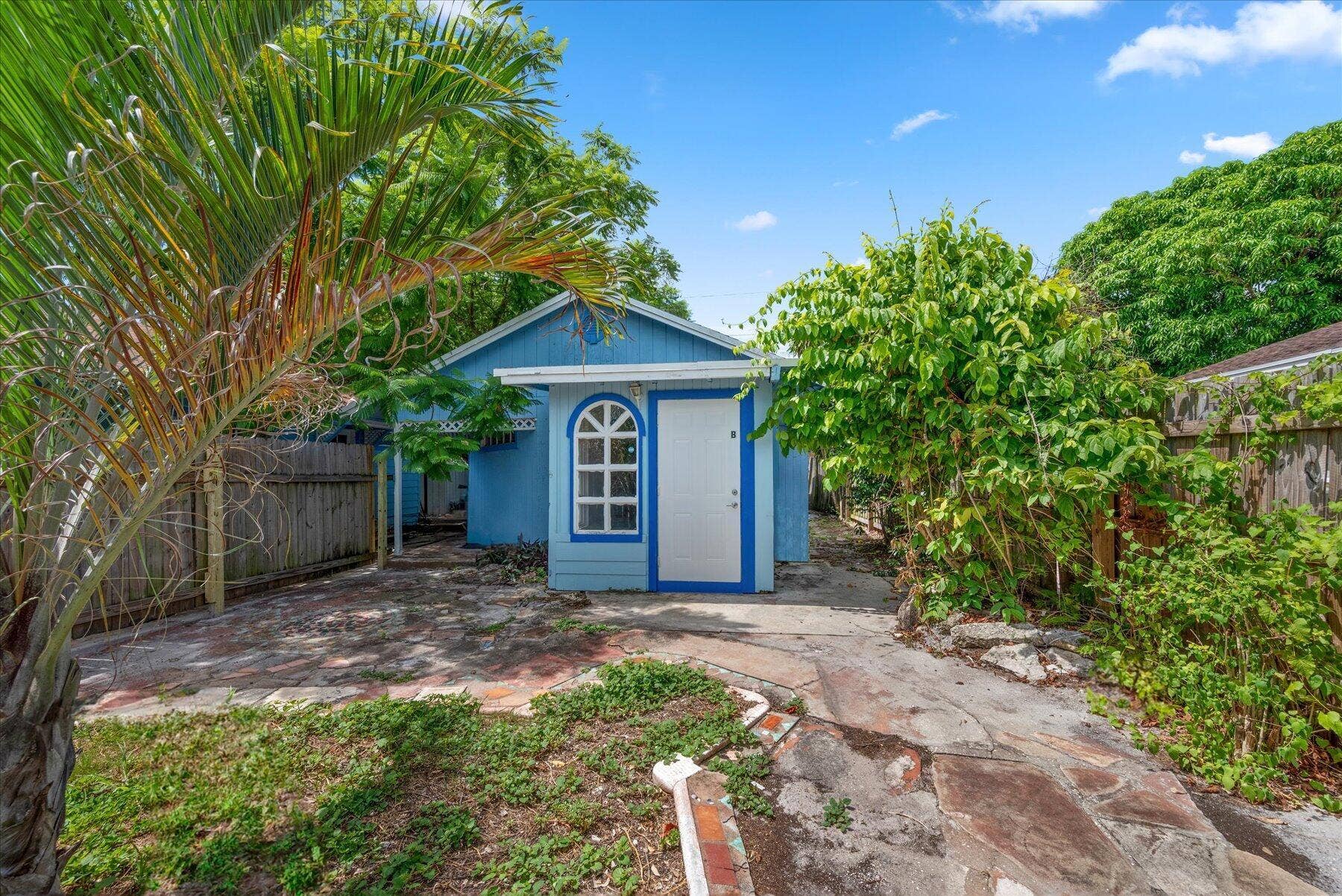 714 W LAKEWOOD Road, #B, West Palm Beach, West Palm Beach, FL 33405 20250707003832127654000000-o