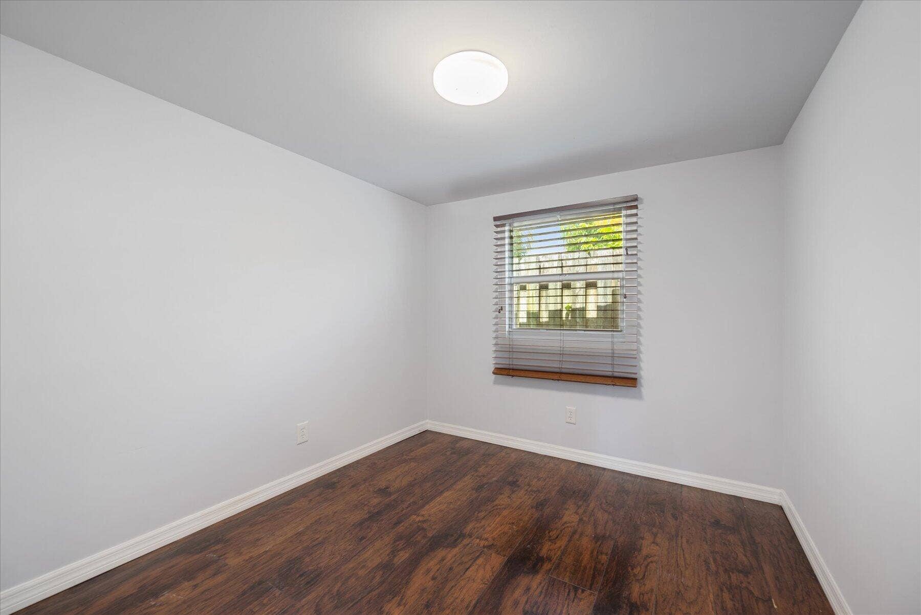 714 W LAKEWOOD Road, #B, West Palm Beach, West Palm Beach, FL 33405 20250707003829342112000000-o