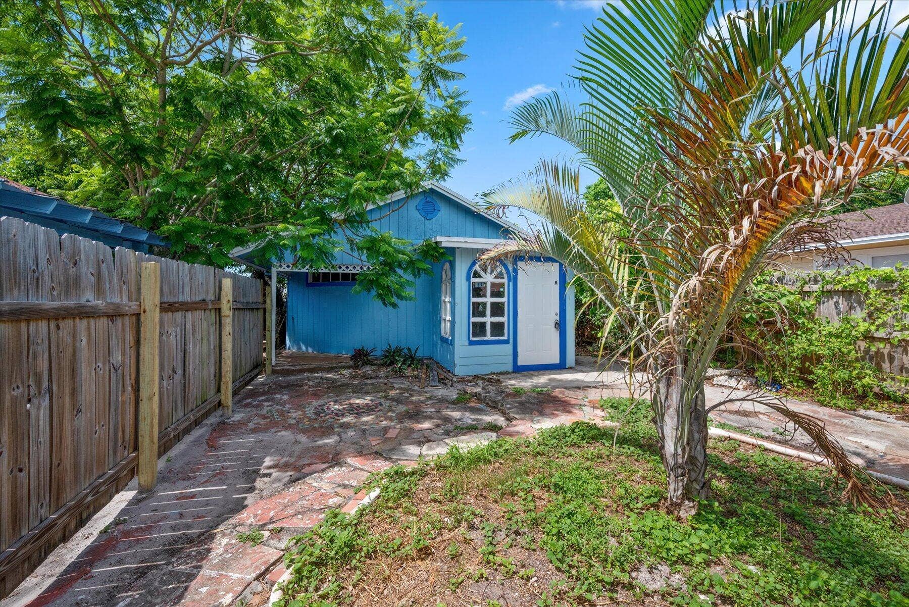 714 W LAKEWOOD Road, #B, West Palm Beach, West Palm Beach, FL 33405 20250707003832675854000000-o