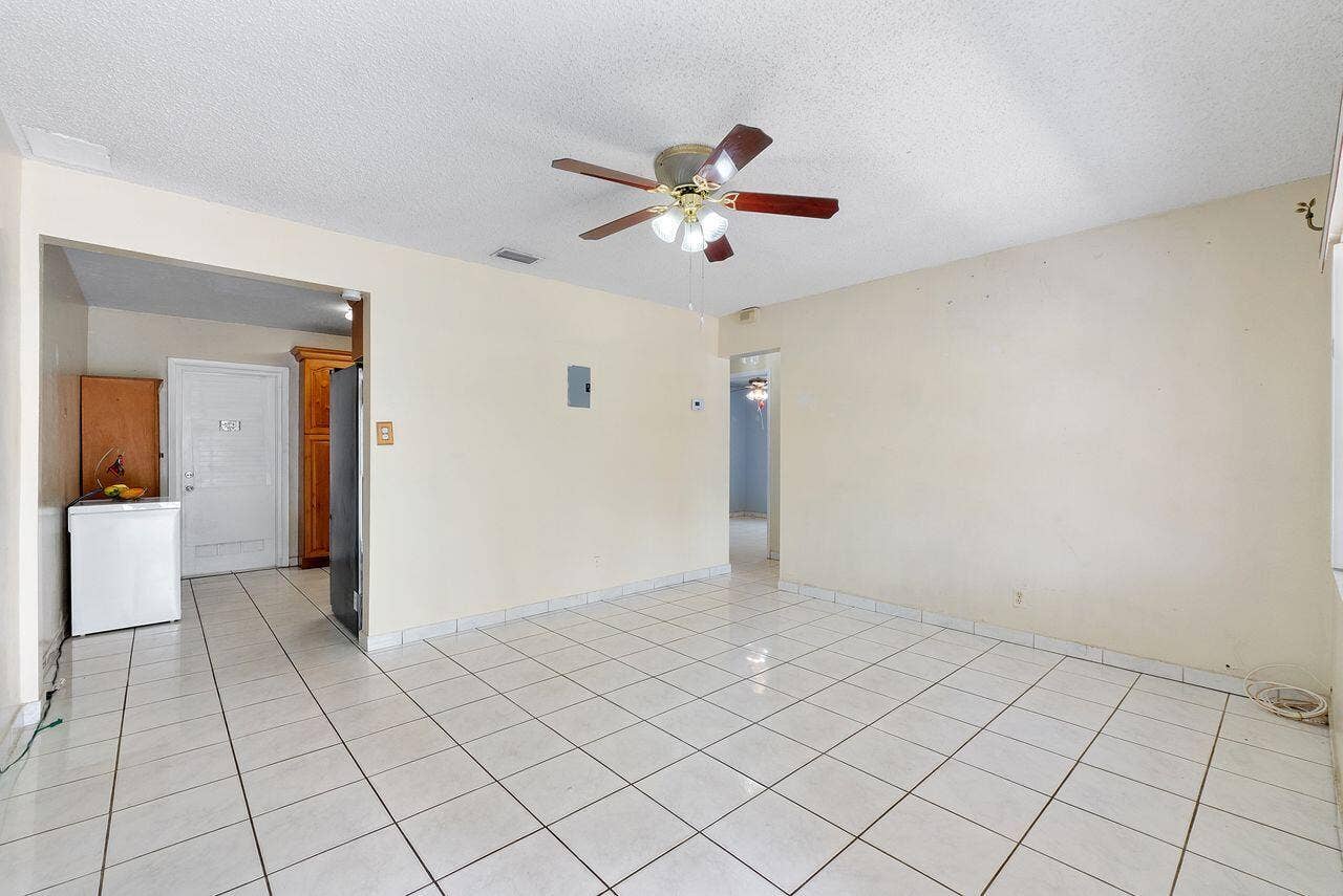 1302 SW 22ND Avenue, Fort Lauderdale, FL 33312 Living Room
