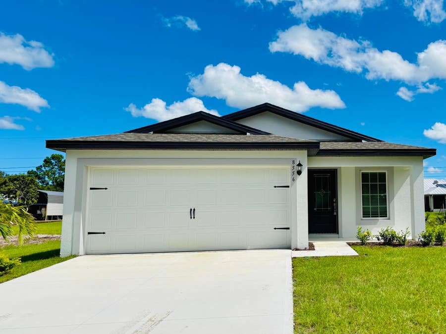 Property photo for 8556 105th Avenue, Vero Beach, FL
