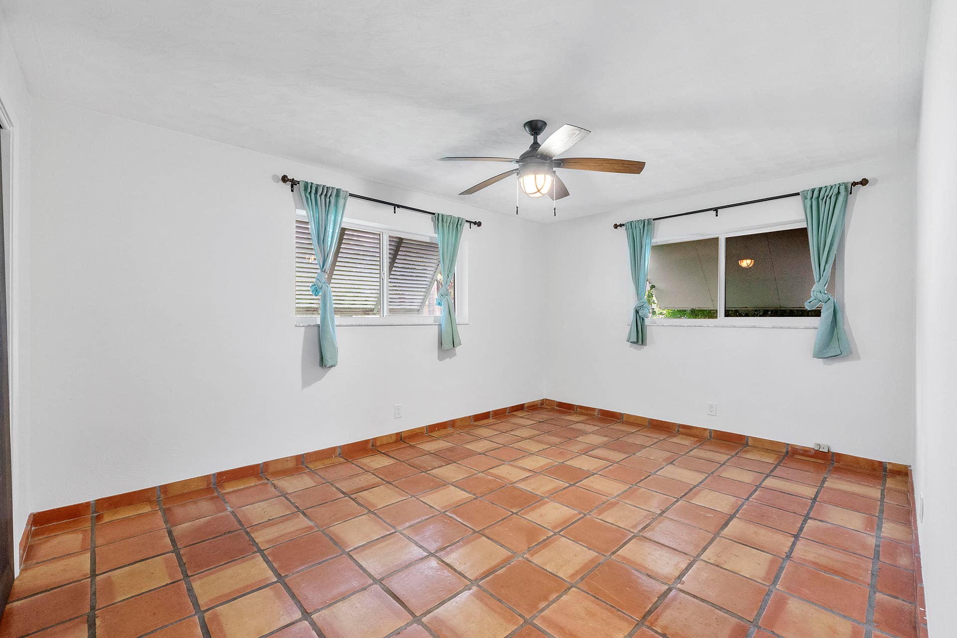 410 NE 36th Street, Boca Raton, FL 33431 Primary bedroom