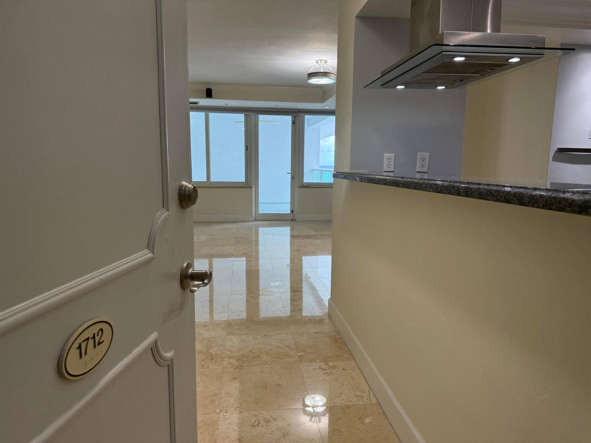 3233 NE 34TH, #1712, Fort Lauderdale, FL 33308 Unit 1712