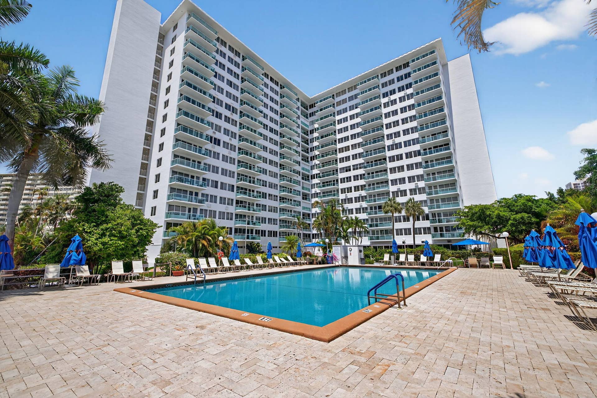 3233 NE 34TH, #1712, Fort Lauderdale, FL 33308 45-web-or-mls-699A4205