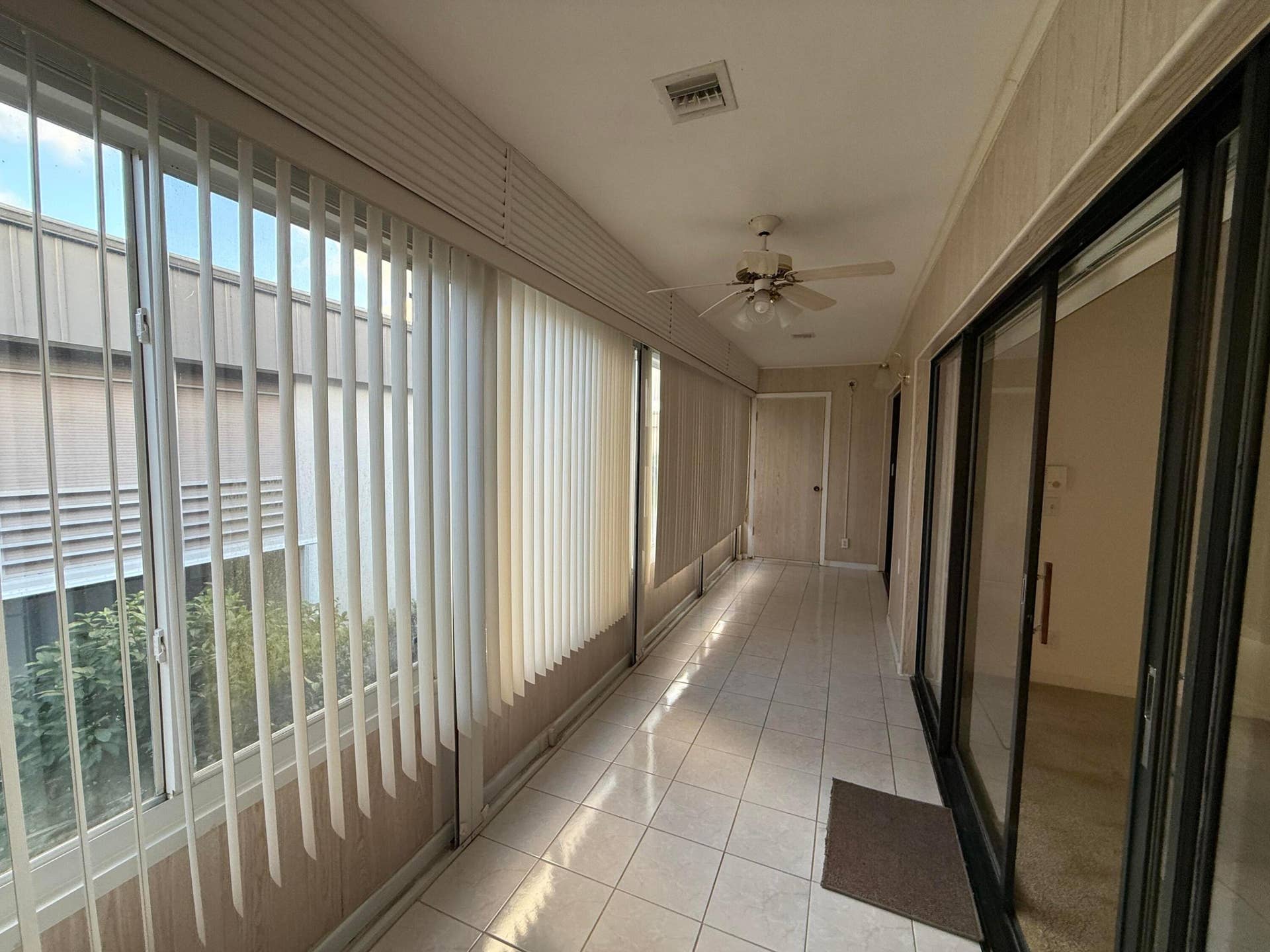 466 PIEDMONT J, Delray Beach, Delray Beach, FL 33484 Sun Room
