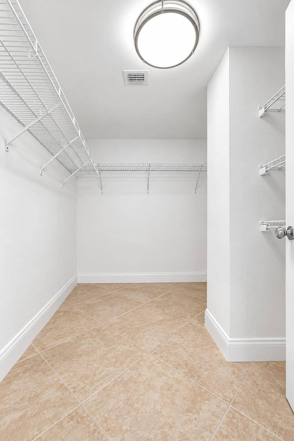 2660 S OCEAN Boulevard, #602N, Palm Beach, Palm Beach, FL 33480 Empty closet