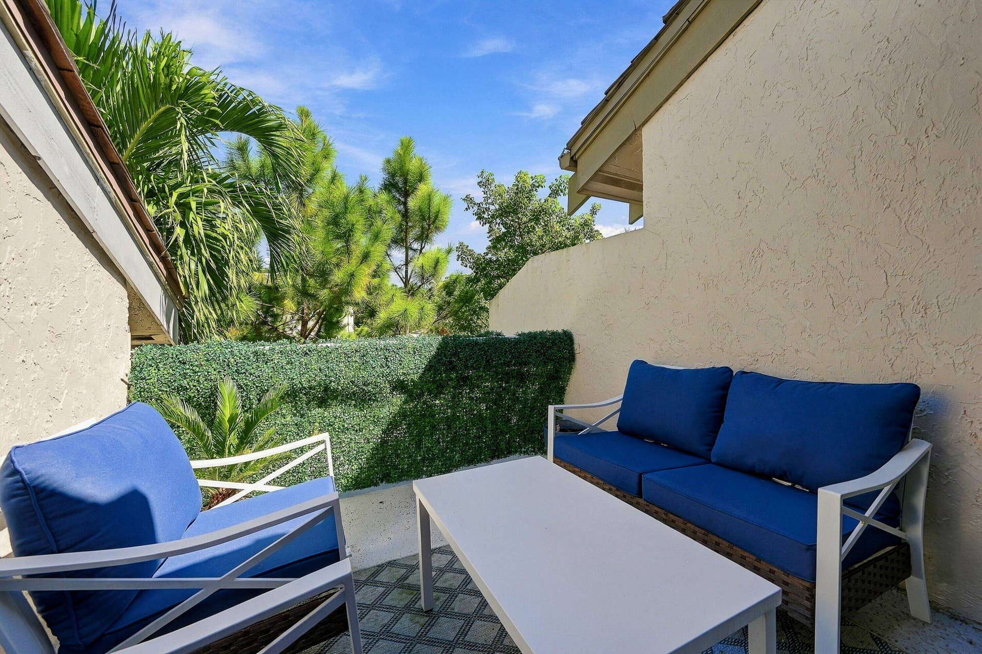 22932 IRONWEDGE Drive, Boca Raton, FL 33433 Second Floor patio