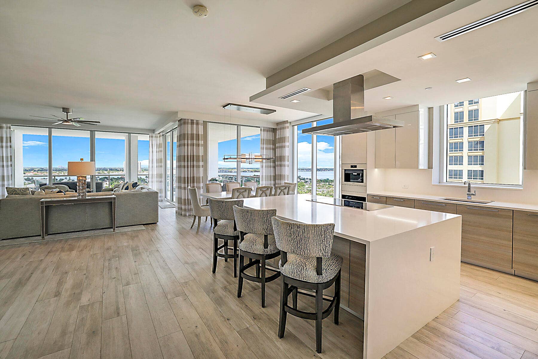 SILESTONE QUARTZ COUNTERS
