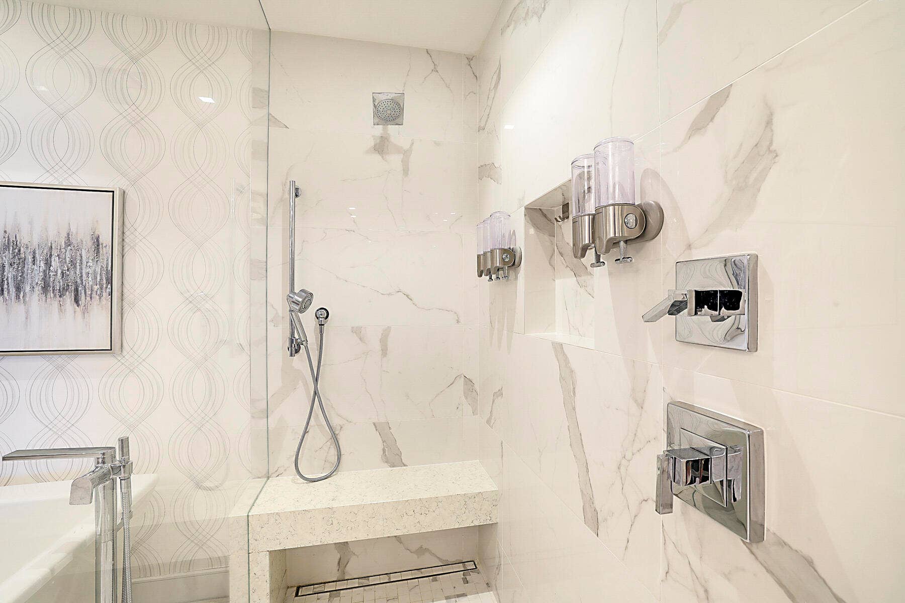 LARGE SHOWER