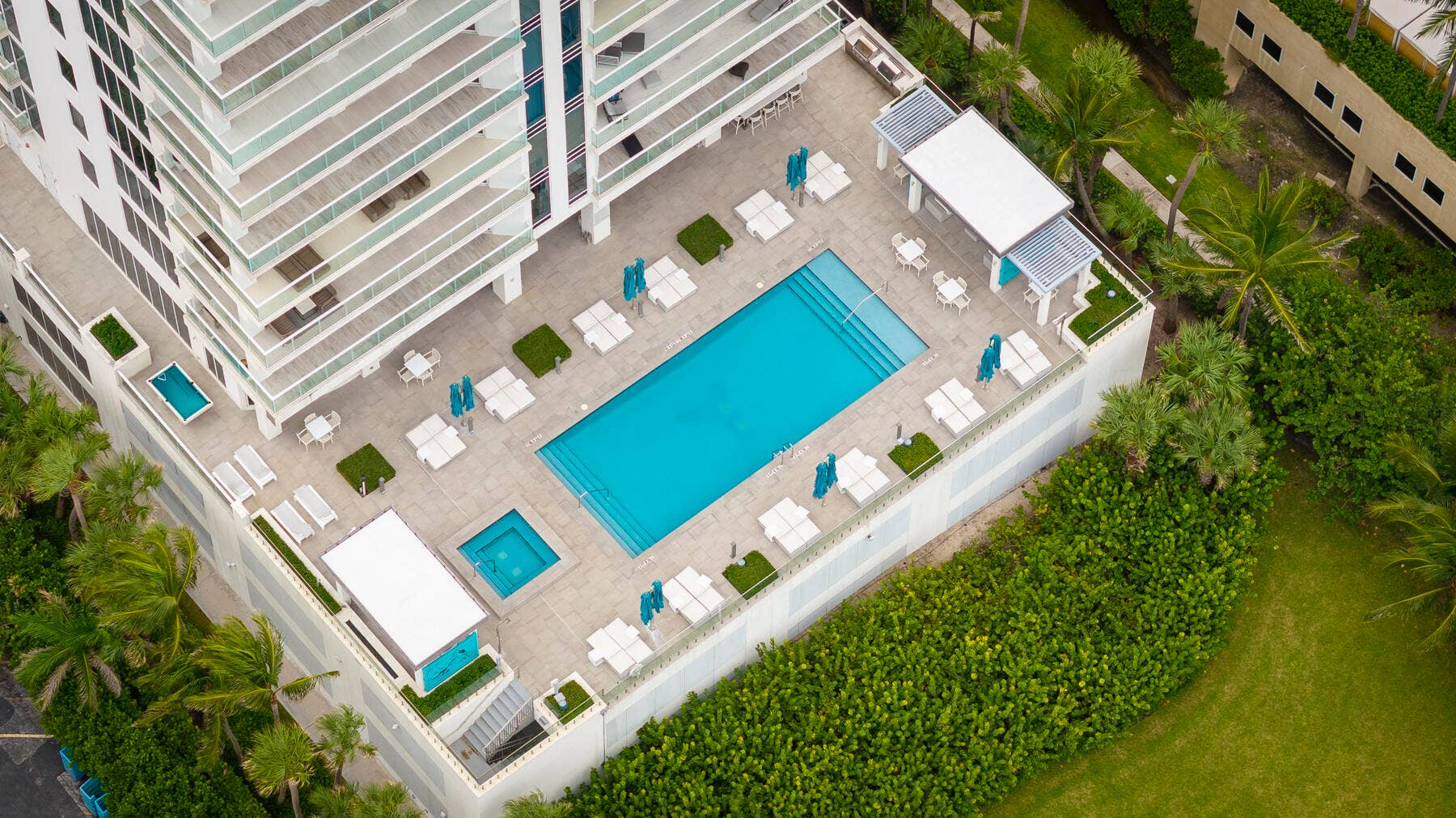 POOL DECK