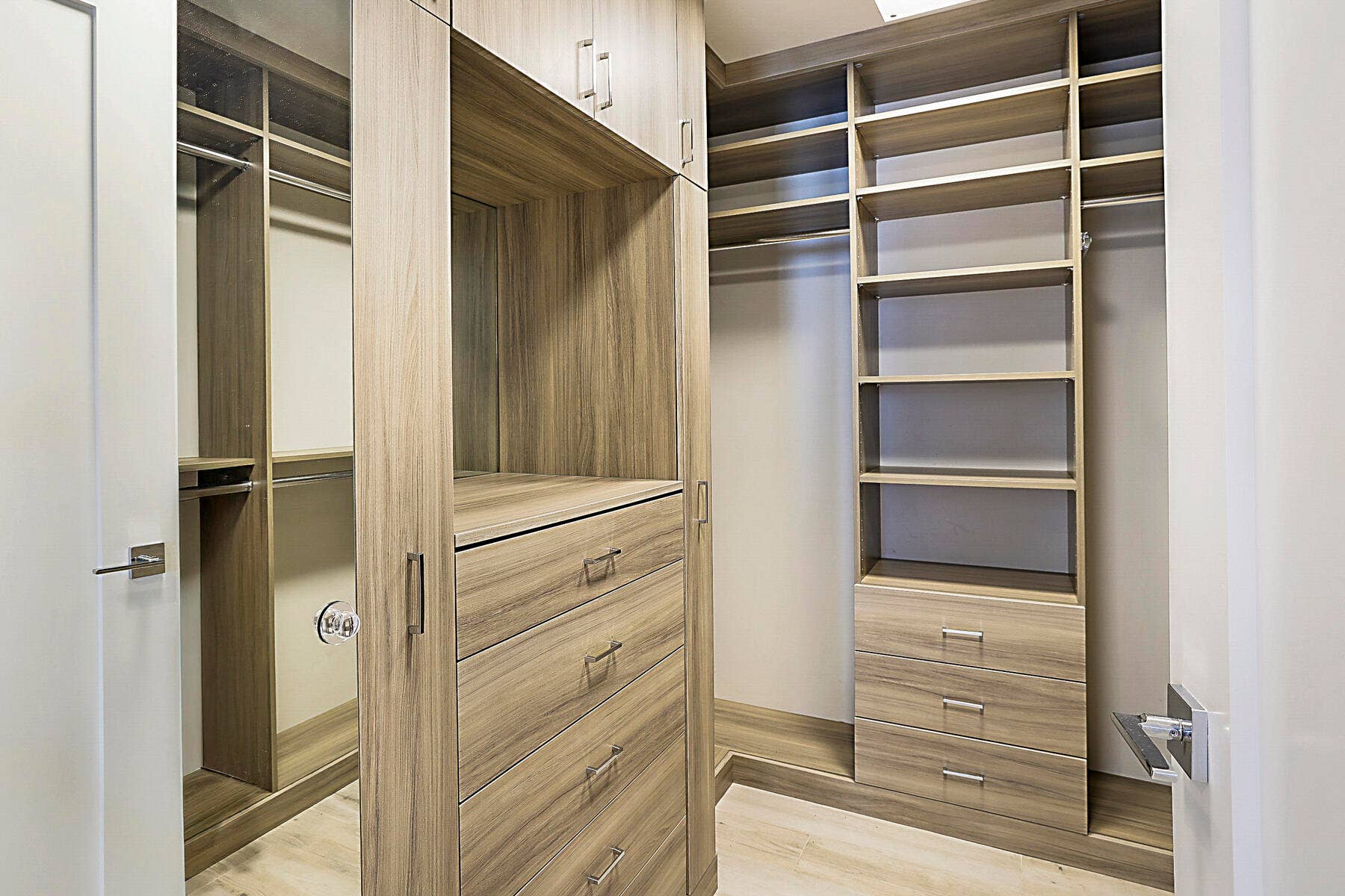 HER CLOSET