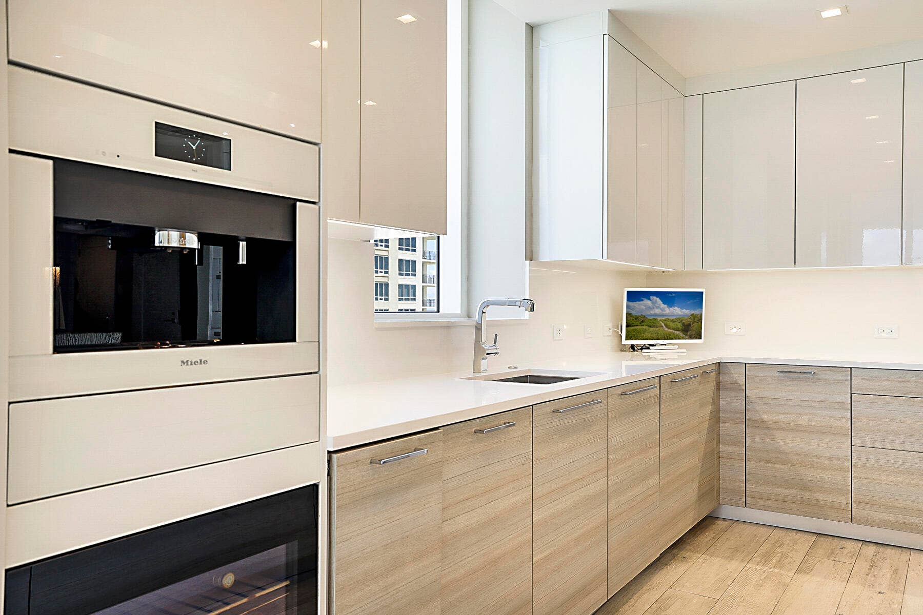 MIELE SUITE