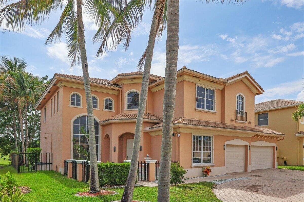 1831 Waldorf Drive E, Royal Palm Beach, FL 33411 FRONT VIEW