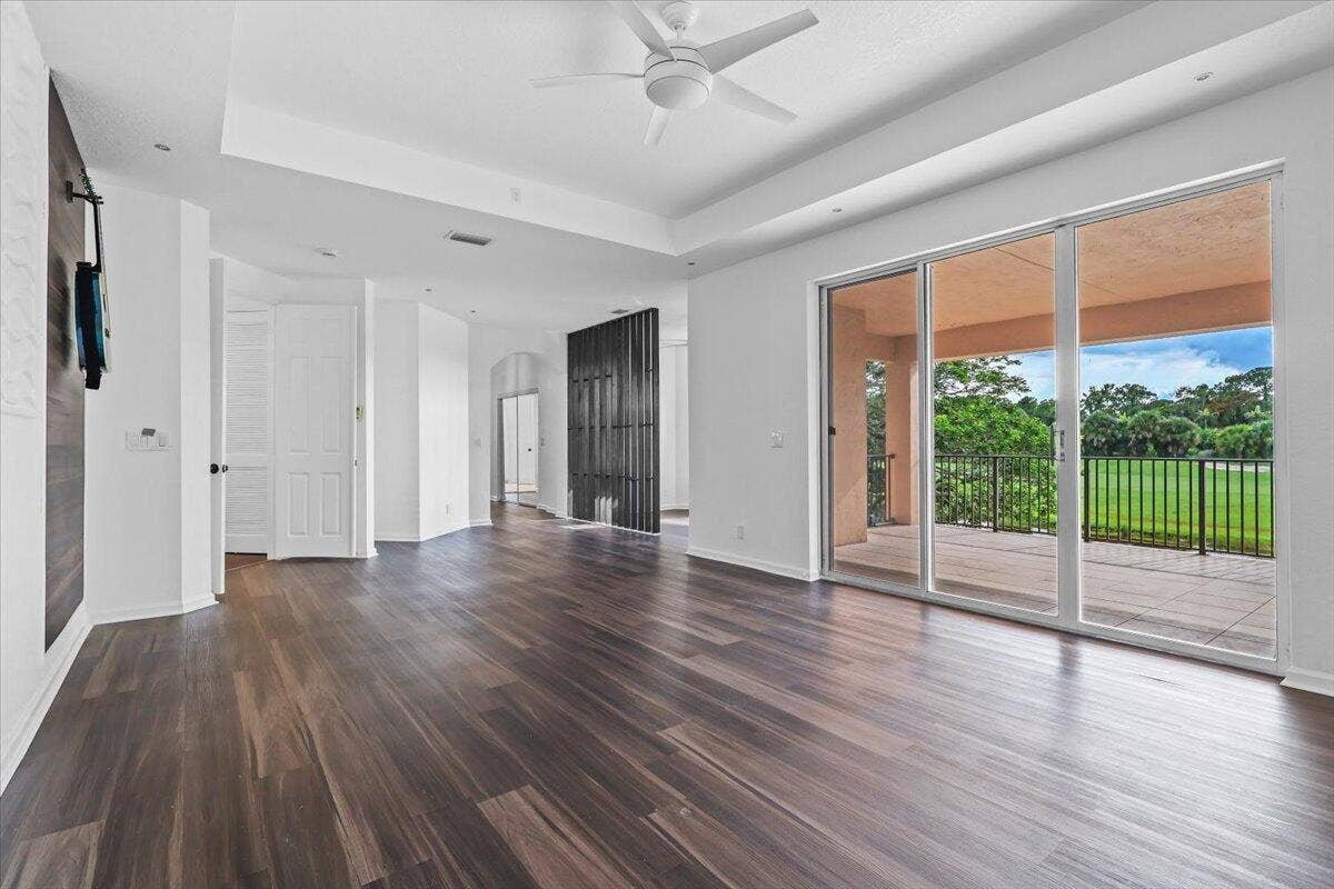 1831 Waldorf Drive E, Royal Palm Beach, FL 33411 MAIN MASTER SUITE ON SECOND FLOOR