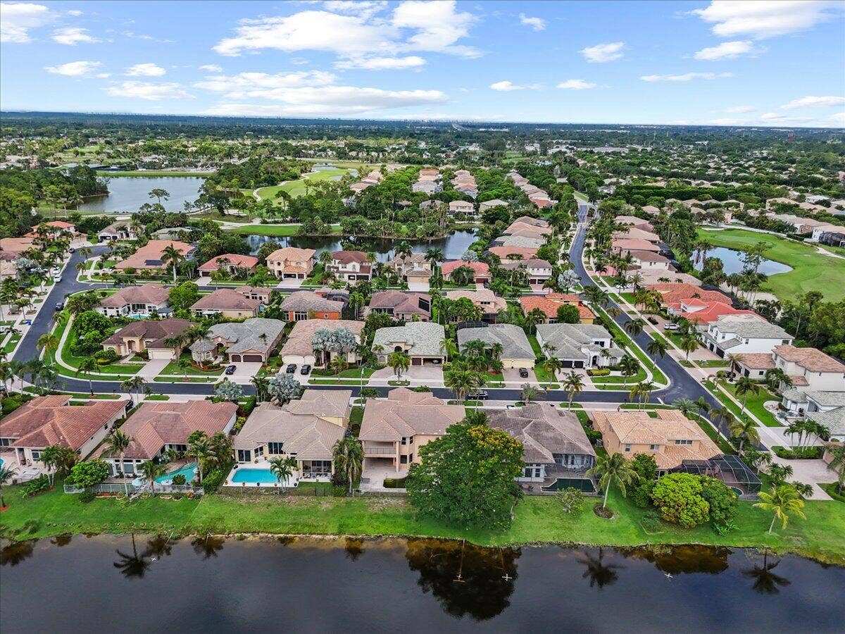 1831 Waldorf Drive E, Royal Palm Beach, FL 33411 05-1831-Waldorf-Dr_0006
