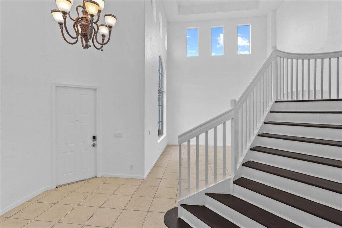 1831 Waldorf Drive E, Royal Palm Beach, FL 33411 MAIN ENTRANCE FOYER