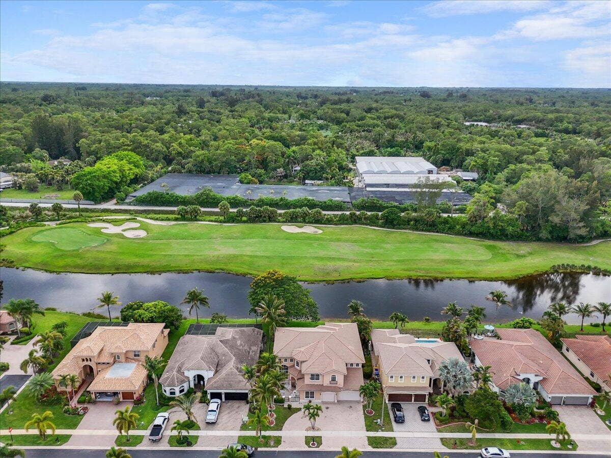 1831 Waldorf Drive E, Royal Palm Beach, FL 33411 08-1831-Waldorf-Dr_0009