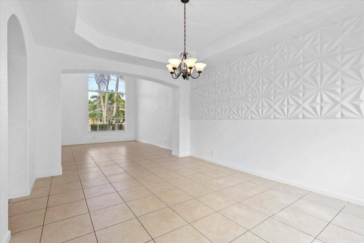 1831 Waldorf Drive E, Royal Palm Beach, FL 33411 FORMAL DINING ROOM