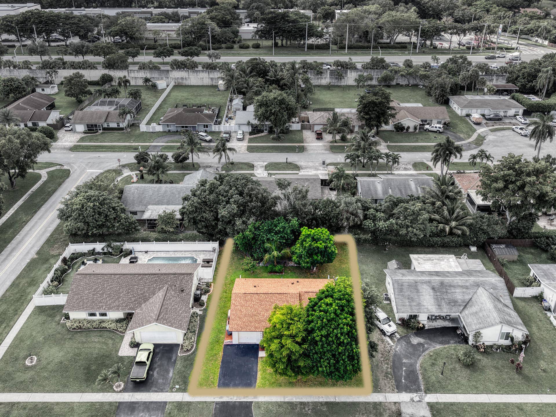 1 Aerials Views (2)
