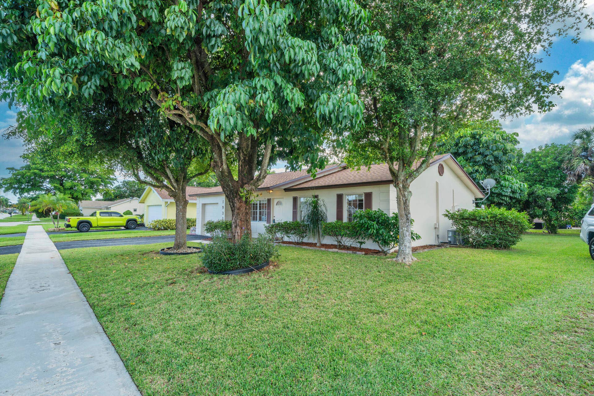 23 Driveway (2)