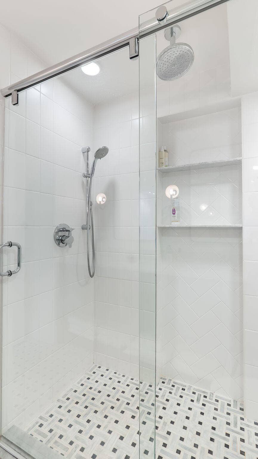 Ensuite Bath #3