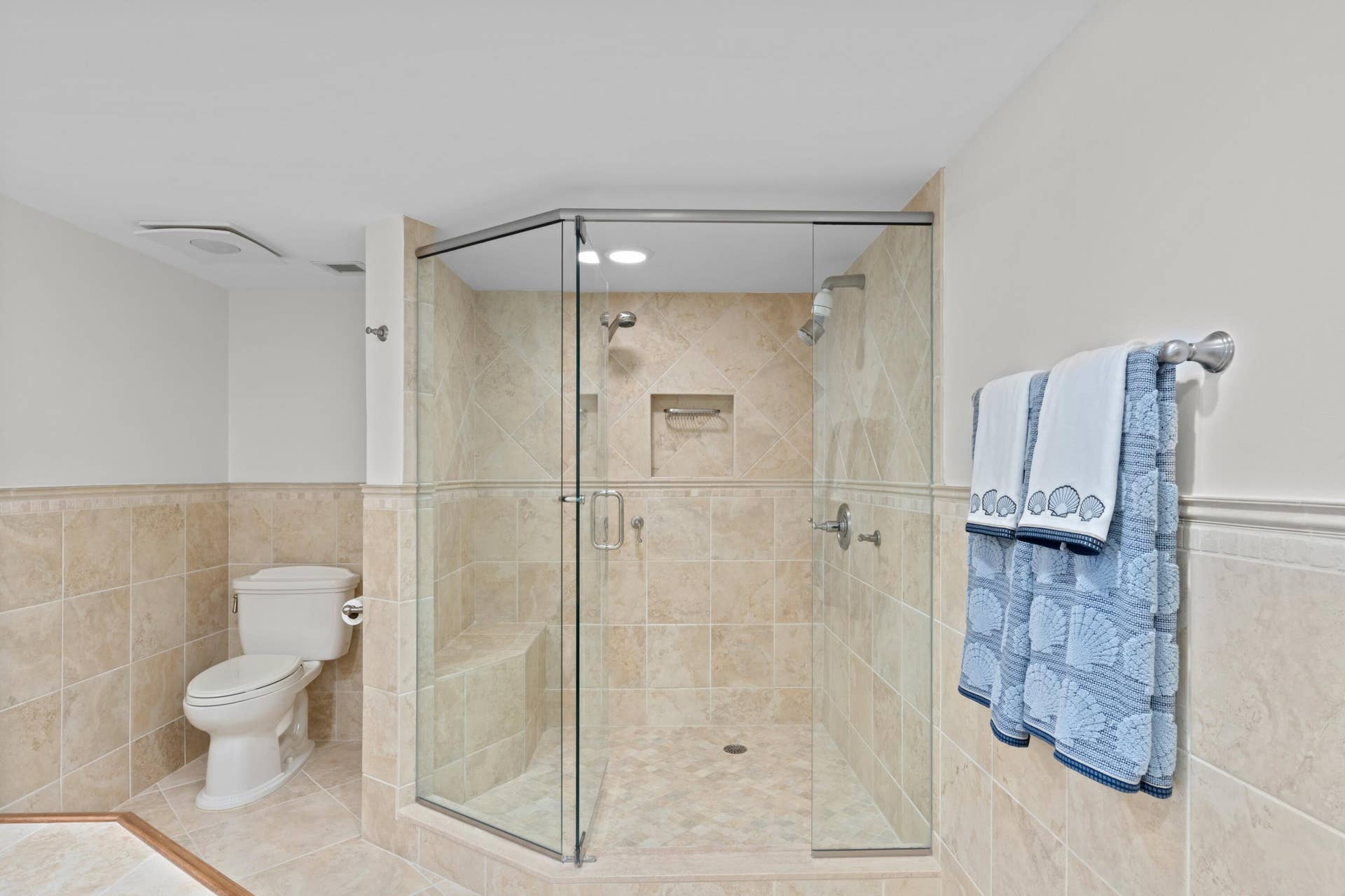 19670 Beach Road, #B303, Tequesta, Jupiter, FL 33469 IMG_1363