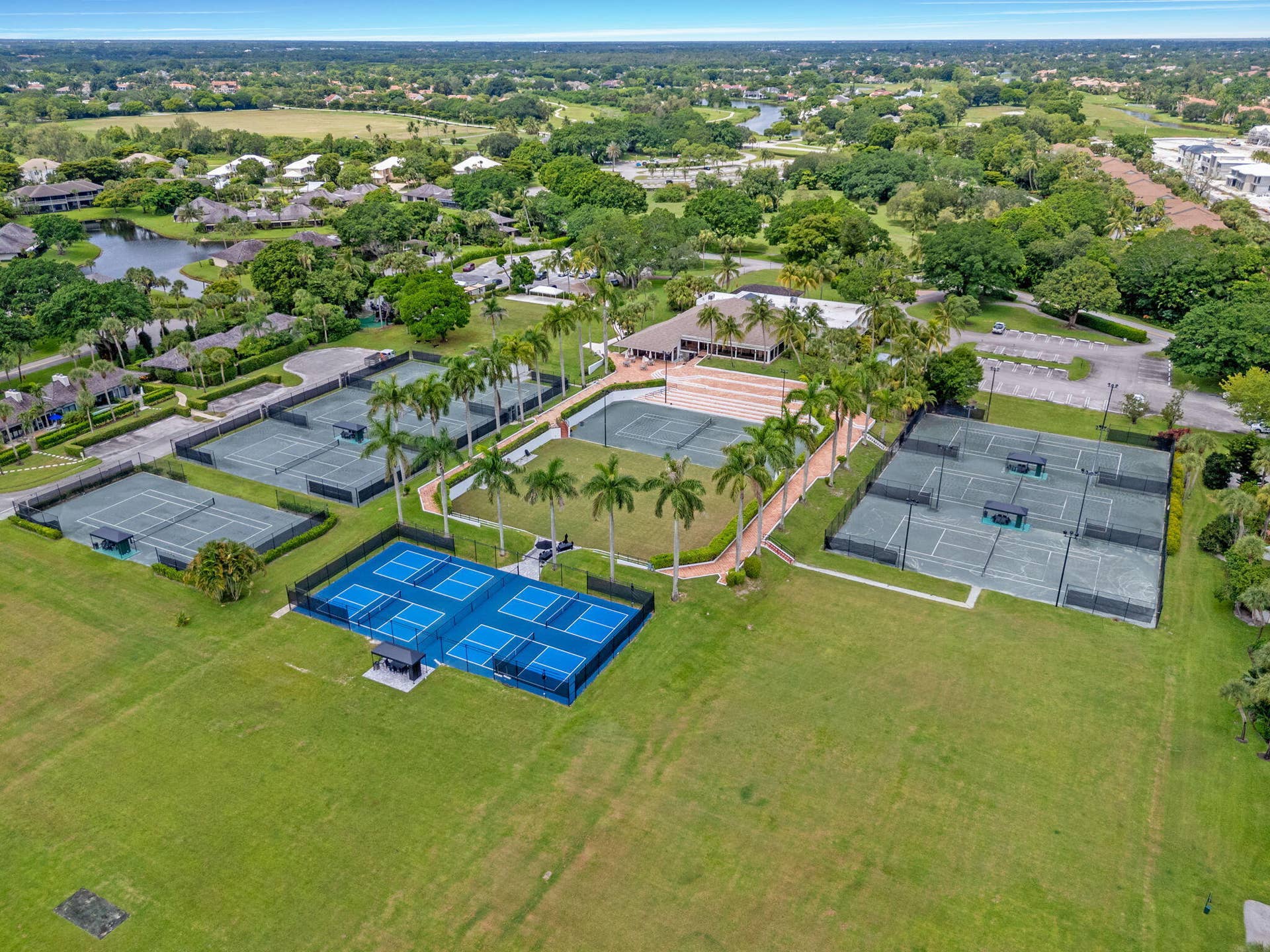 2971 Bent Cypress Road, Wellington, FL 33414 7-web-or-mls-DJI_20250722121708_0605_D