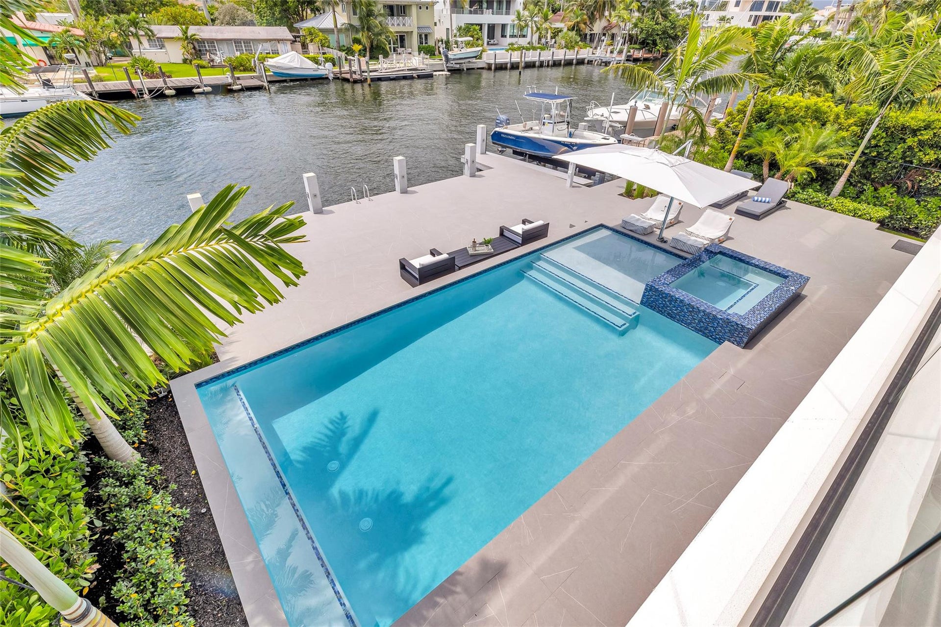 1730 SE 13th Street, Fort Lauderdale, FL 33316 70ft Waterfront Dockage
