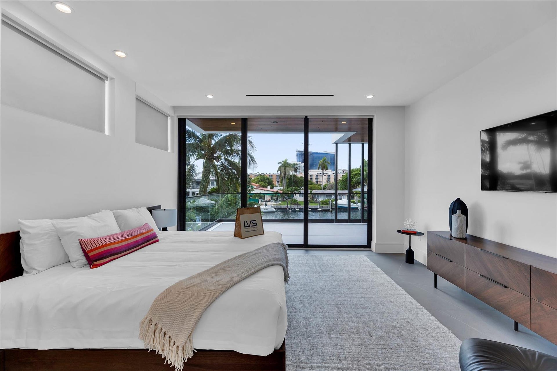1730 SE 13th Street, Fort Lauderdale, FL 33316 2nd Floor Suite overlooking waterway Bedroom #4