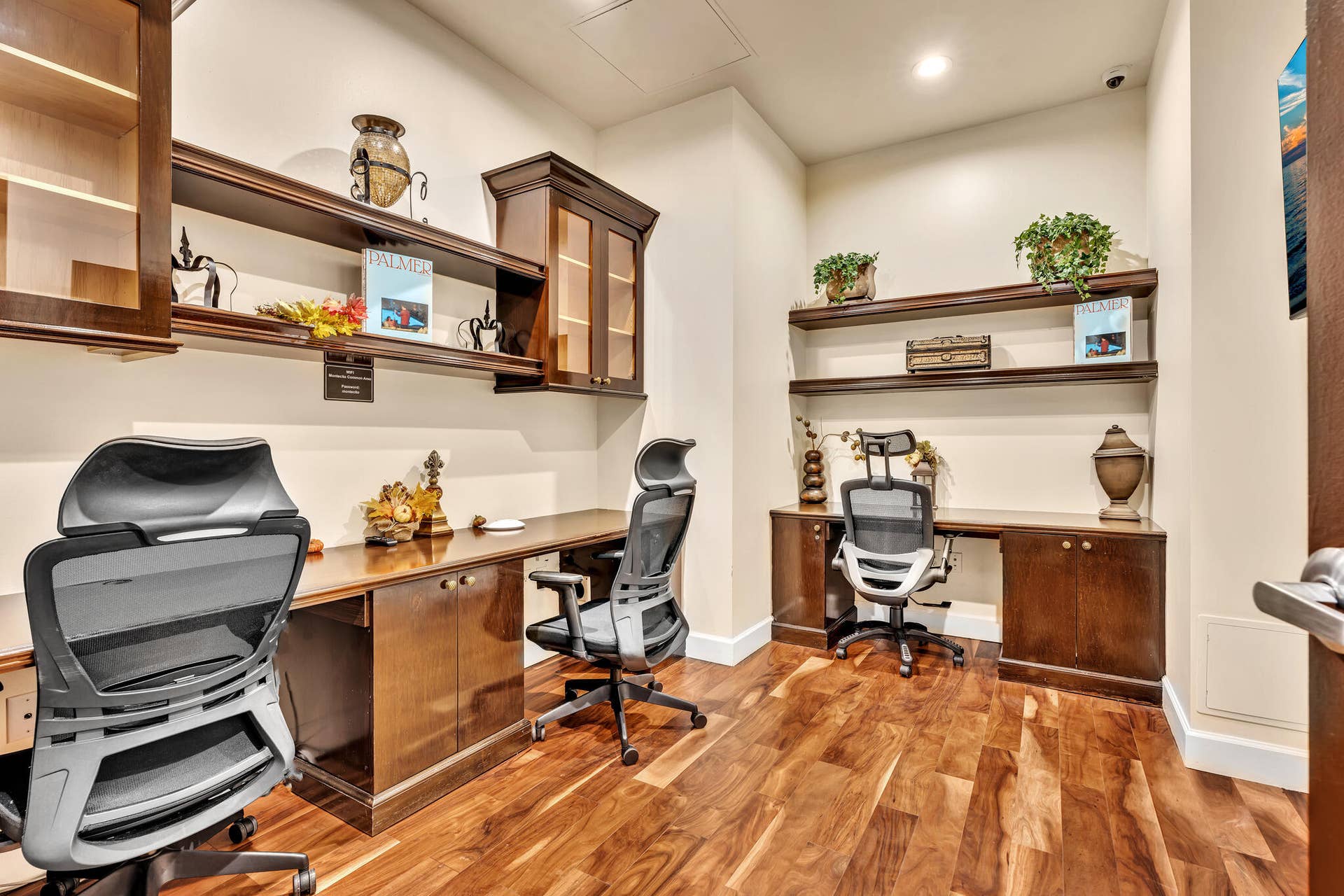 616 Clearwater Park Road, #213, West Palm Beach, FL 33401 Cyber Cafe