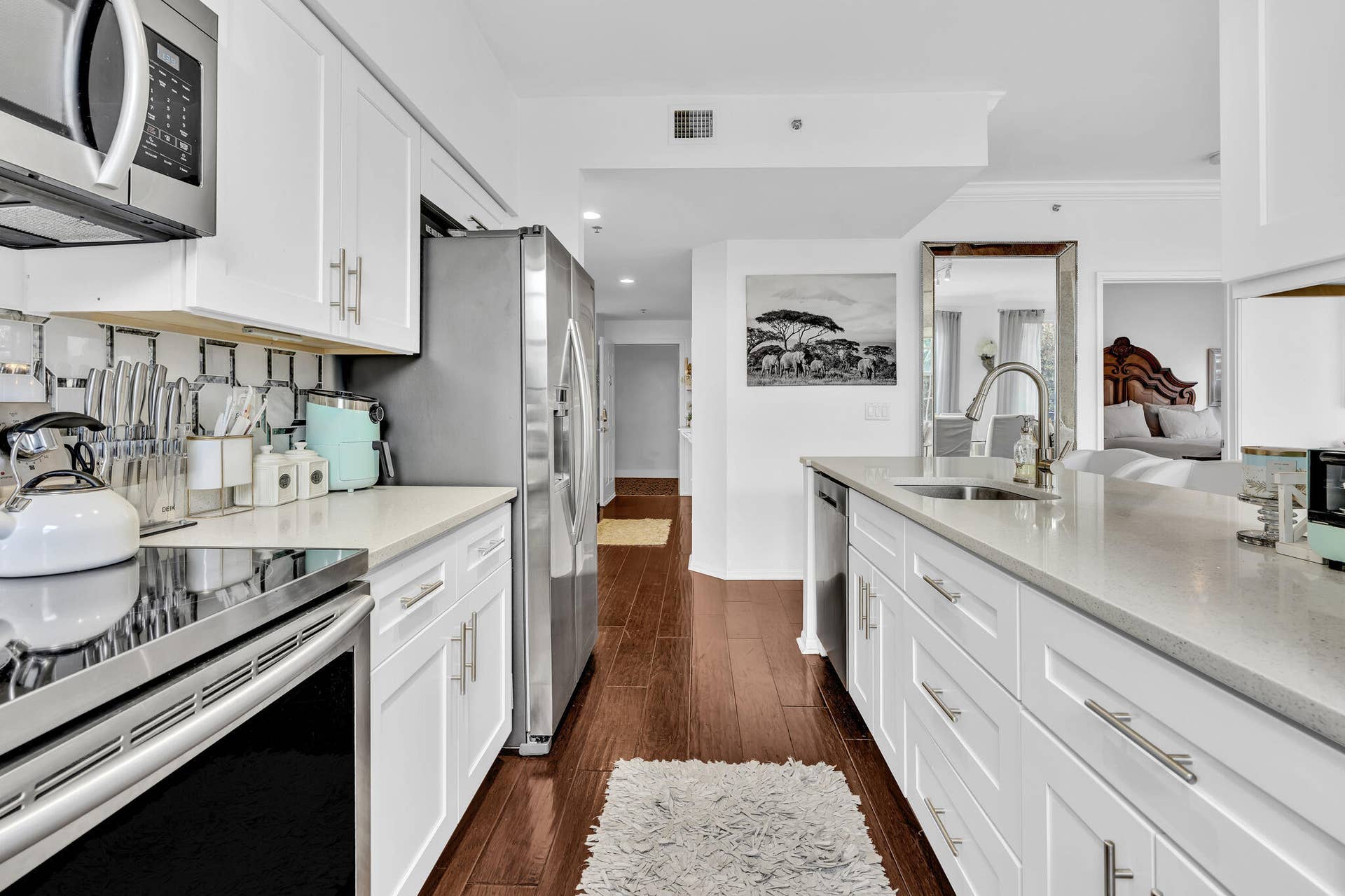 616 Clearwater Park Road, #213, West Palm Beach, FL 33401 Kitchen