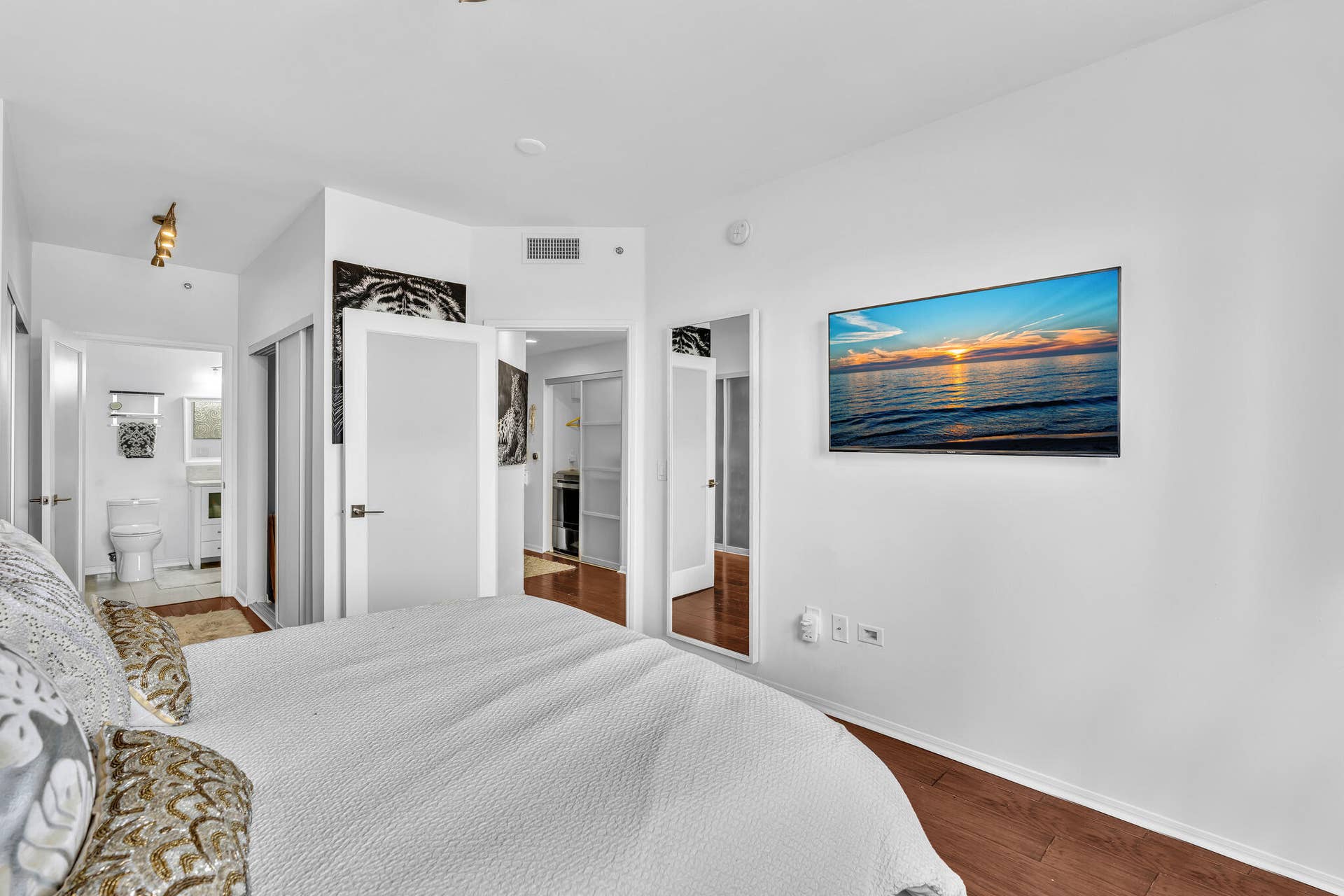 616 Clearwater Park Road, #213, West Palm Beach, FL 33401 Bedroom 2