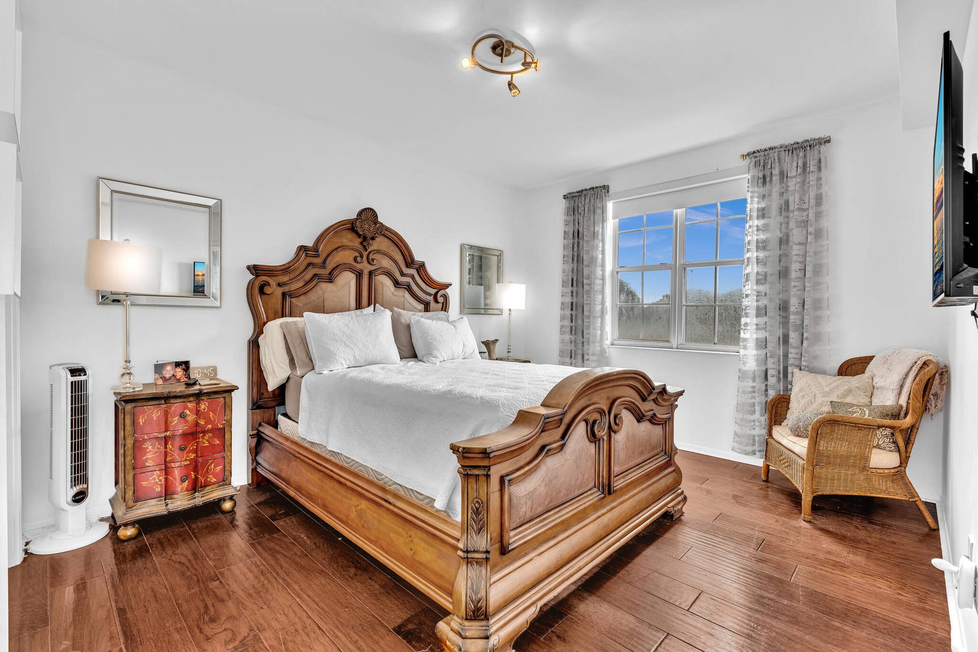 616 Clearwater Park Road, #213, West Palm Beach, FL 33401 Primary Bedroom