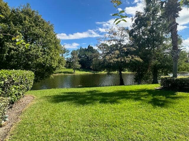 11215 SW Pembroke Drive, Port St Lucie, FL 34987 Lake view