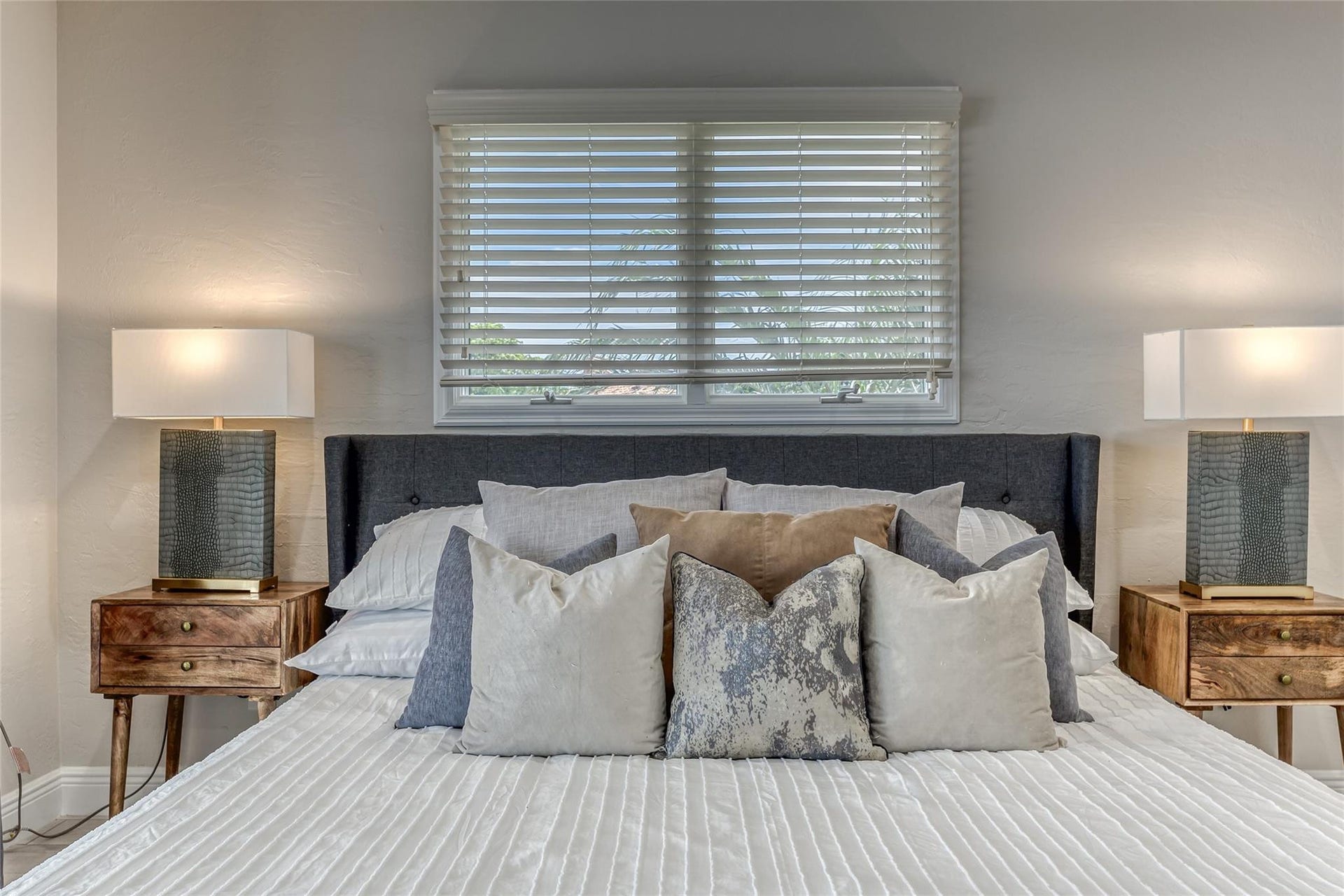 616 1st Key Drive, Fort Lauderdale, FL 33304 BEDROOM #2 (Upstairs) KING Size with balcony overlooking waterway with en suite bathroom, shower, smart TV