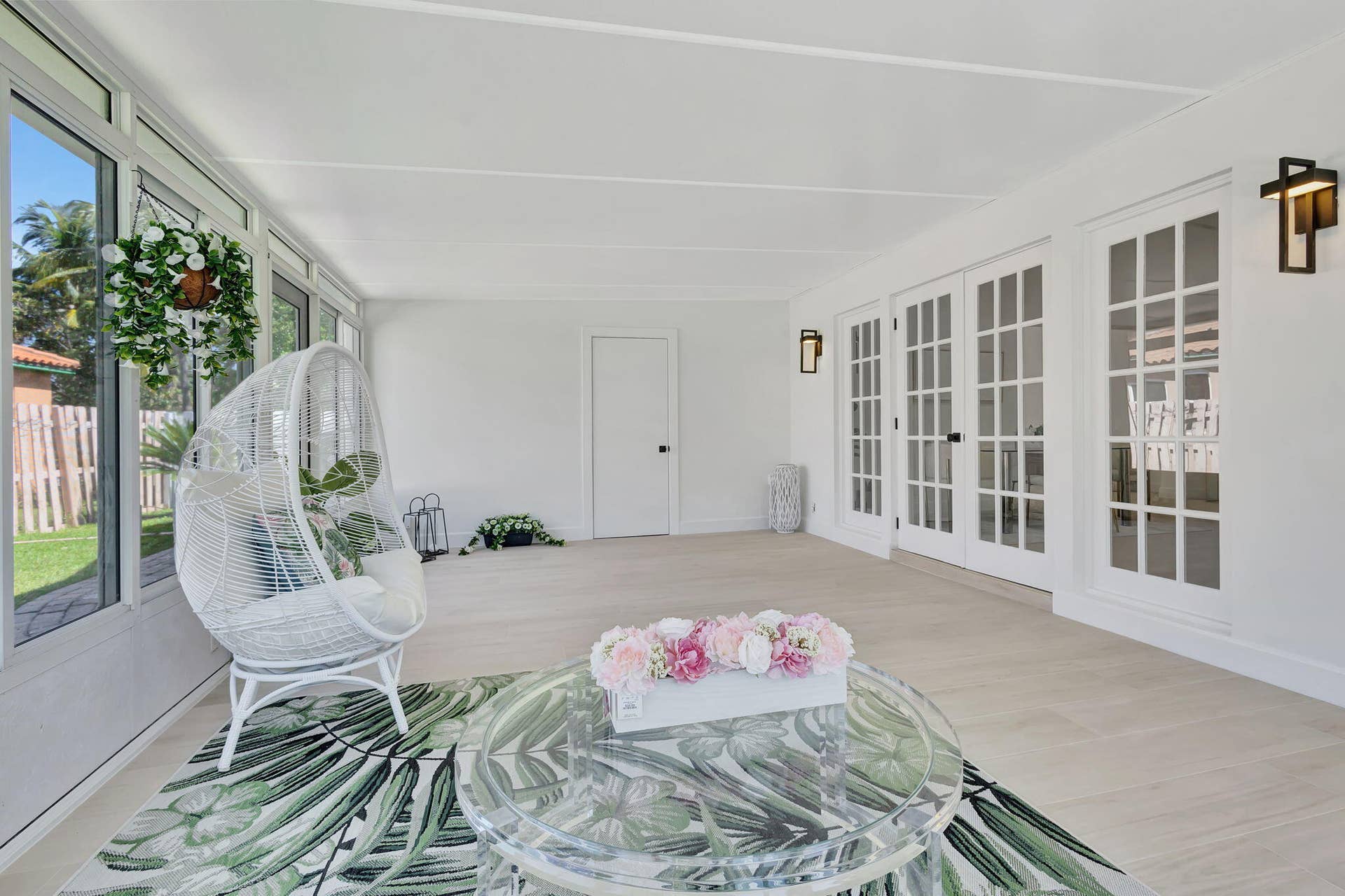 338 Palmetto Street, West Palm Beach, FL 33405 Screened Patio