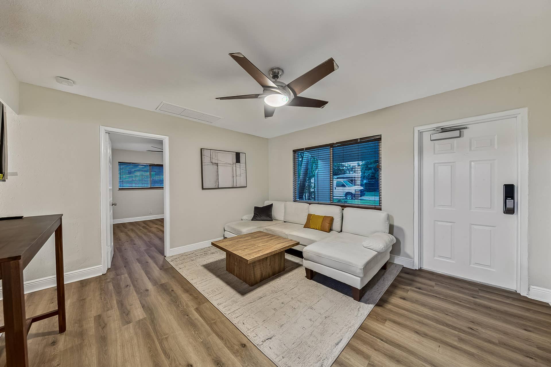341 NE 45TH Street, Oakland Park, FL 33334 RonJill341-20