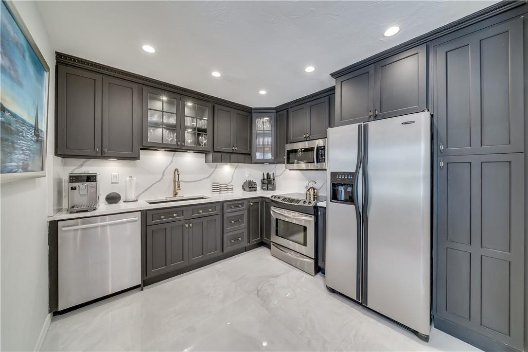 Open kitchen