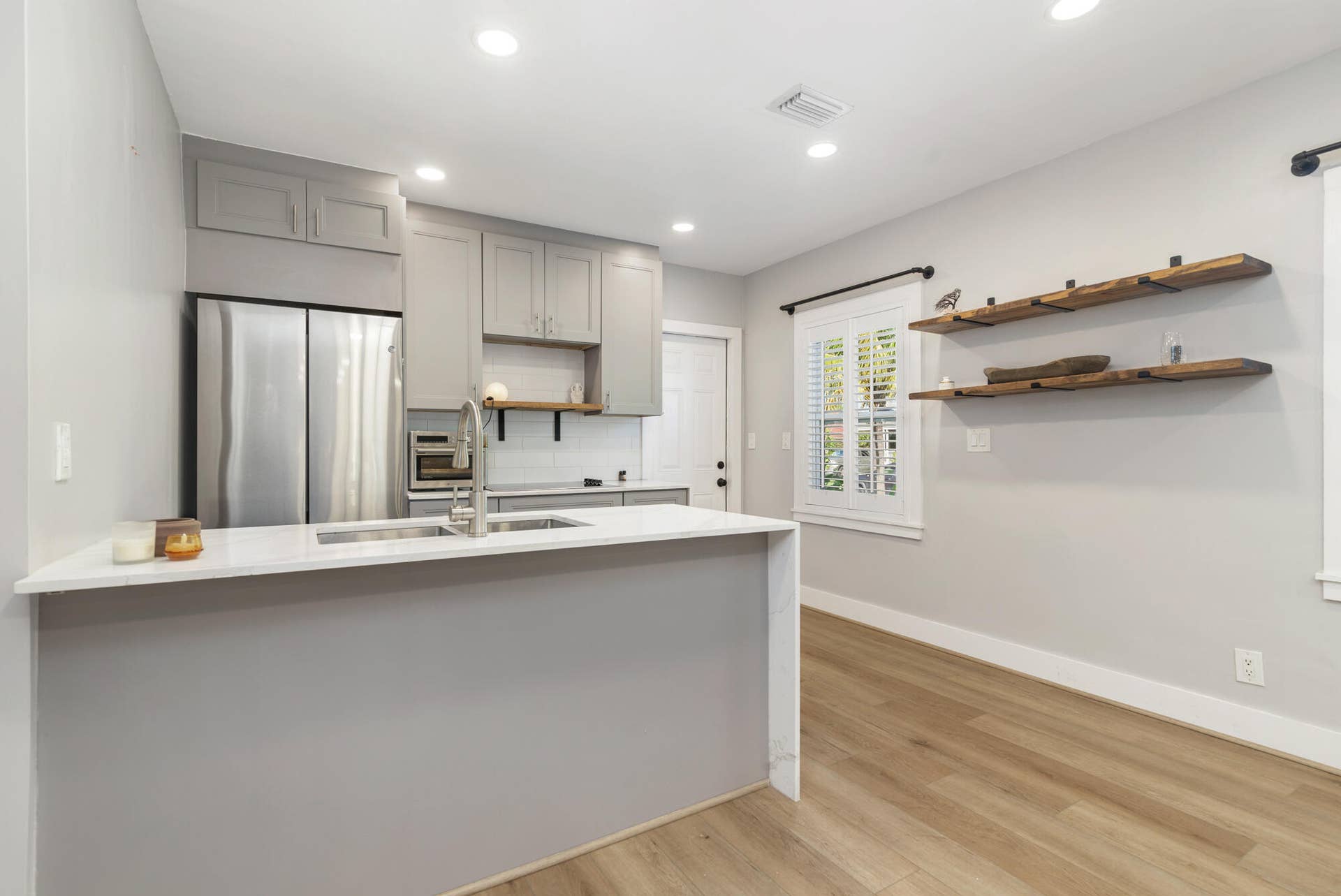 5801 GARDEN Avenue, West Palm Beach, FL 33405 low-11