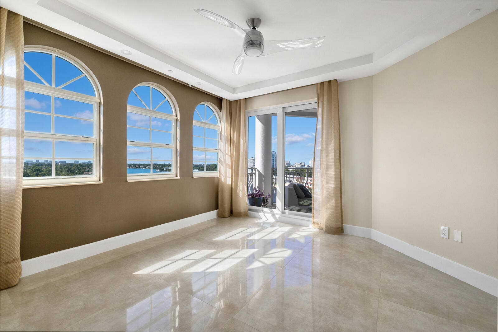 301 N Birch Road, #7N, Fort Lauderdale, FL 33304 Guest Bedroom 2