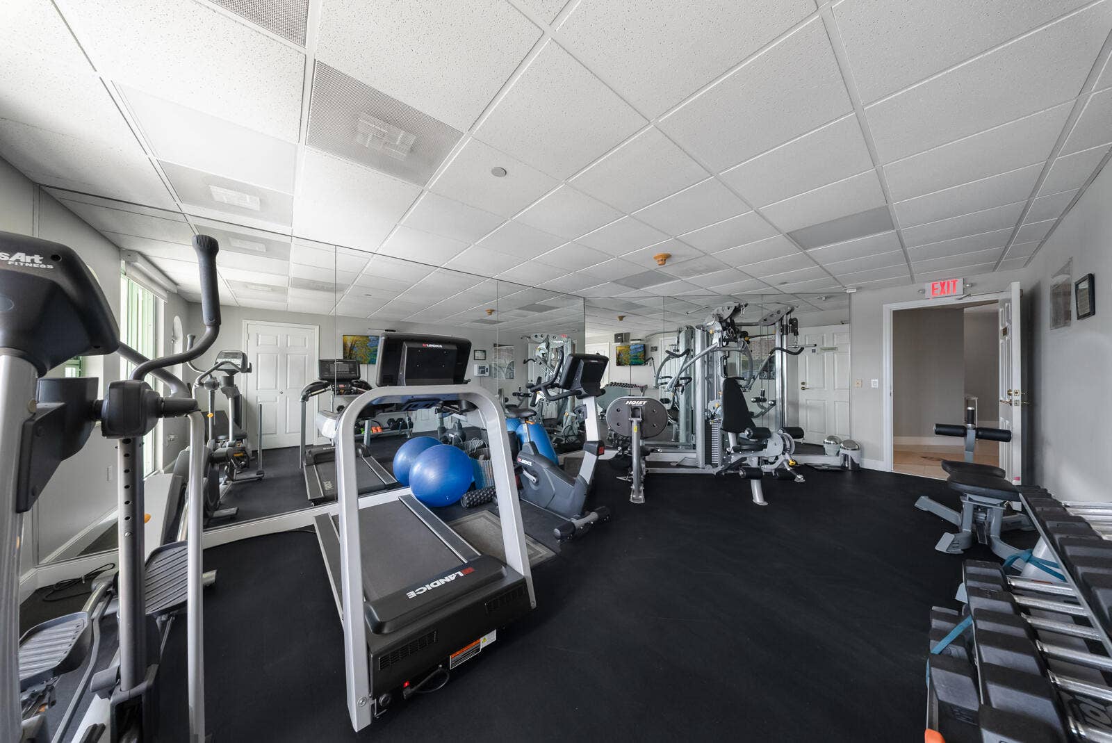 301 N Birch Road, #7N, Fort Lauderdale, FL 33304 Fitness Center