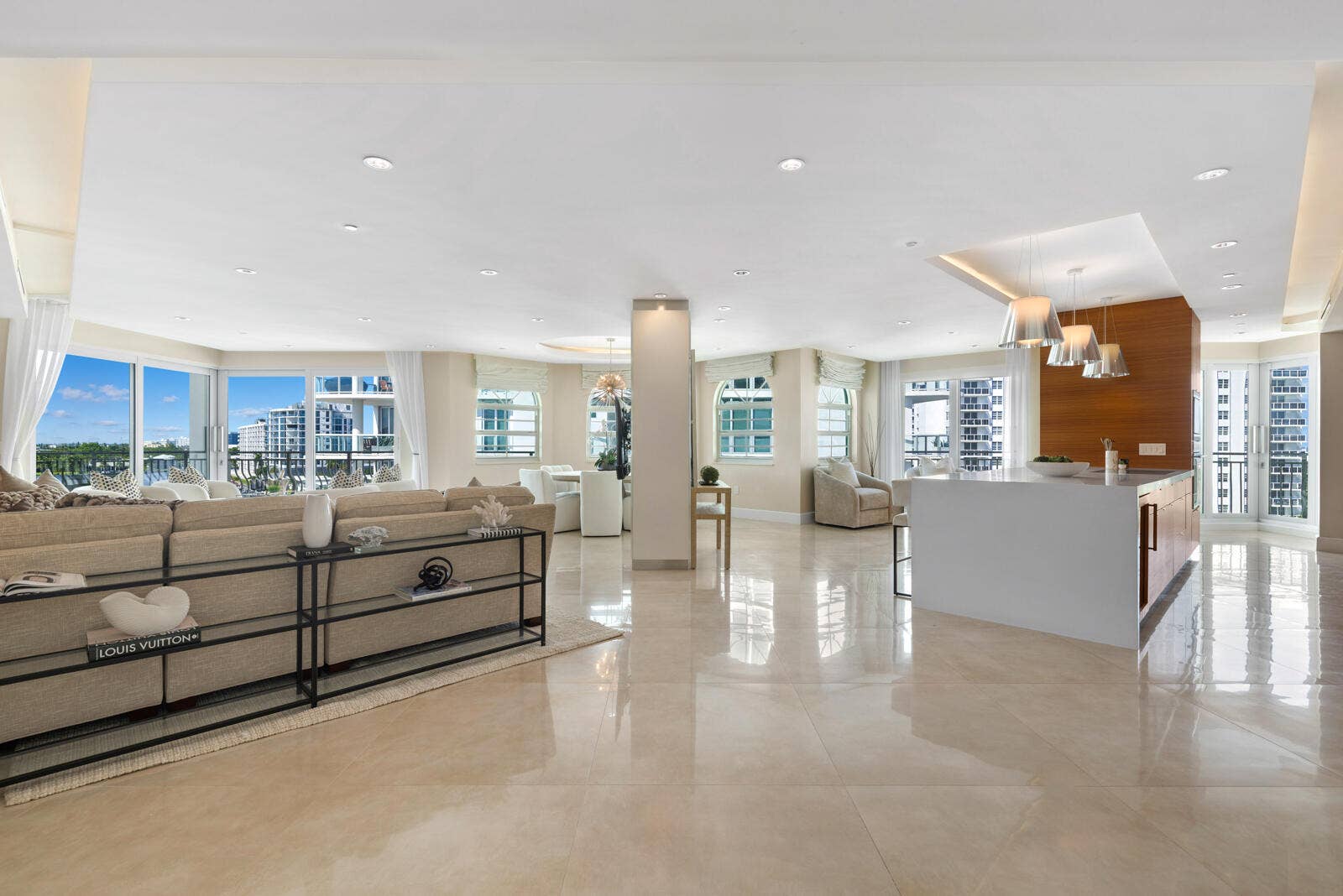 301 N Birch Road, #7N, Fort Lauderdale, FL 33304 Living Room and Kitchen