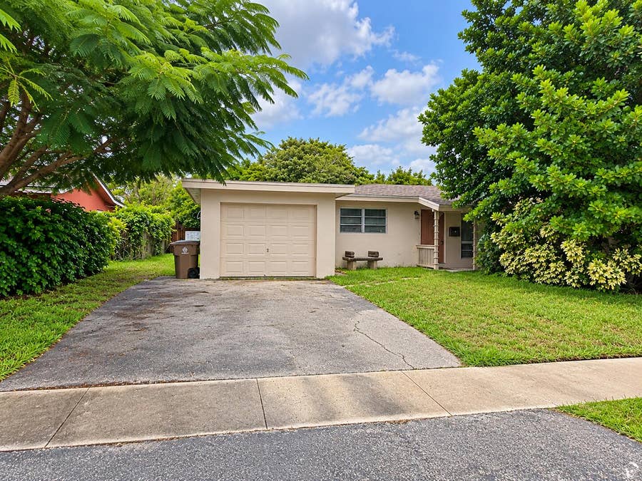 Property photo for 1025 SE 14TH Street, Deerfield Beach, FL