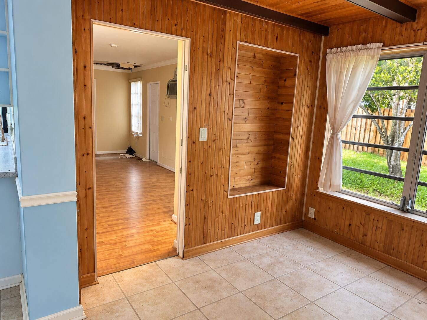 Sunroom and Bonus Room