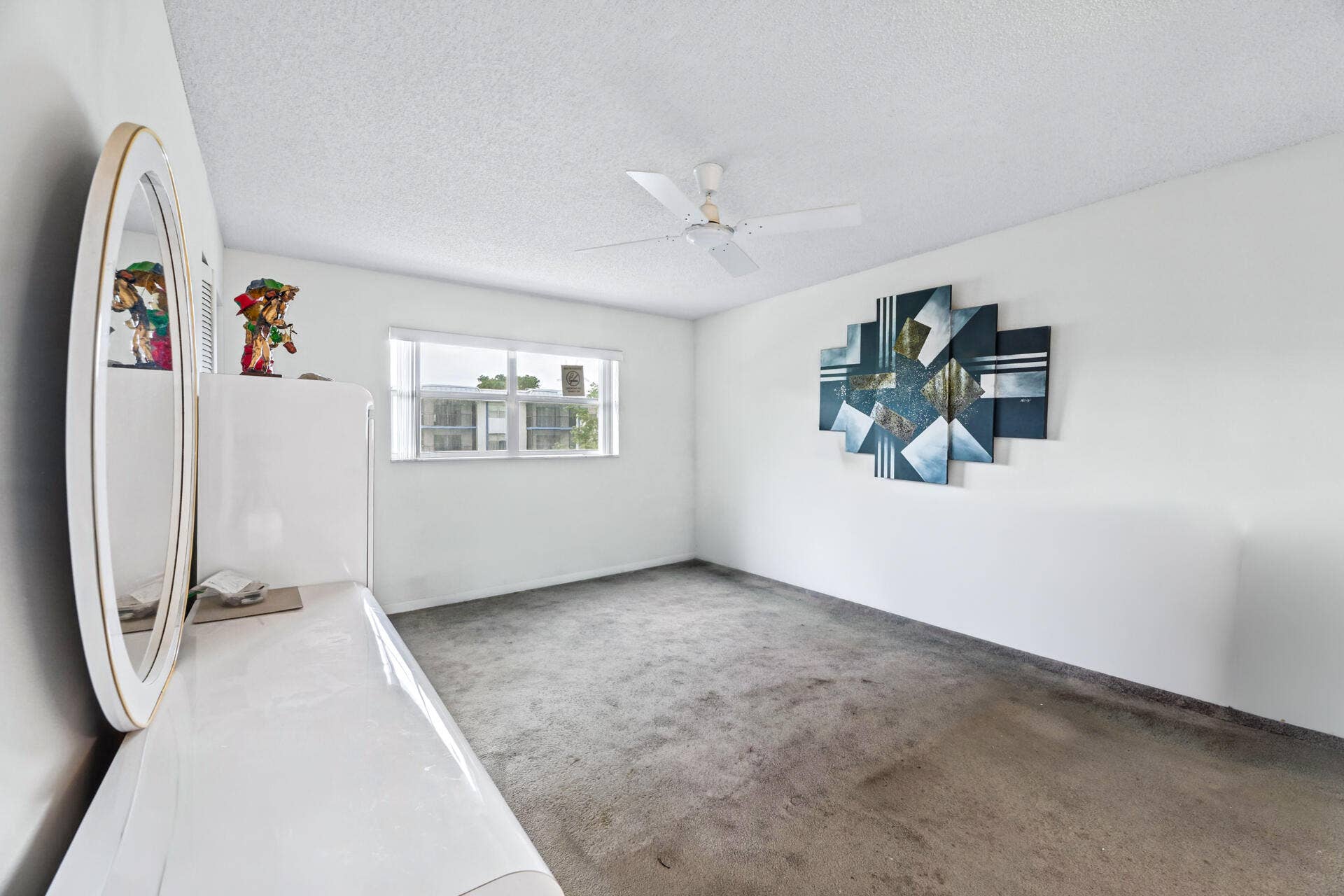 20261022 - 6260 South Falls Circle Drive