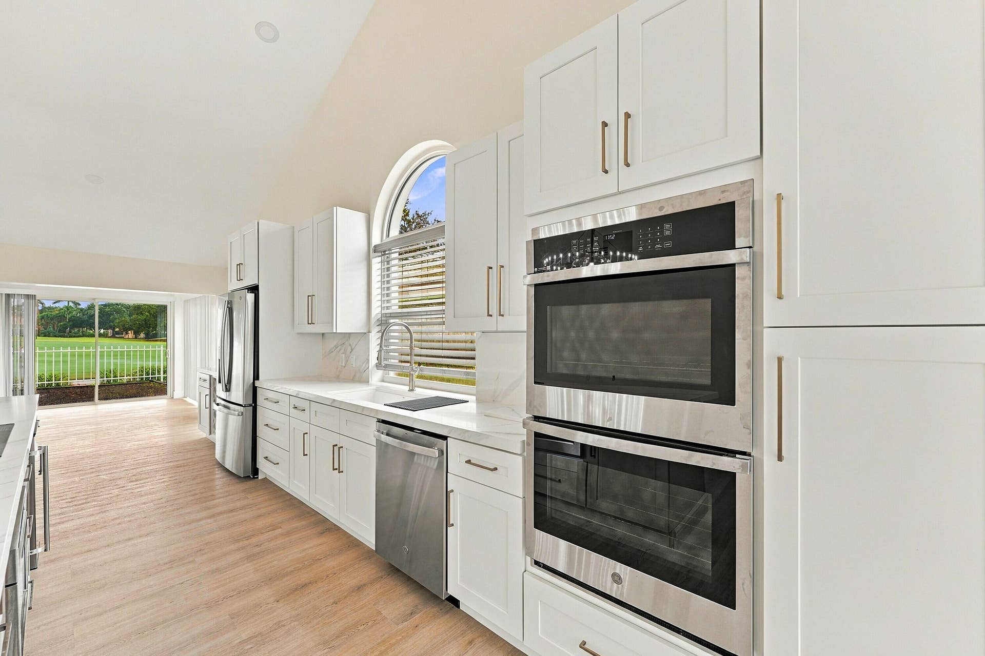 2398 SARATOGA BAY Drive, West Palm Beach, FL 33409 Custom cabinets throughout