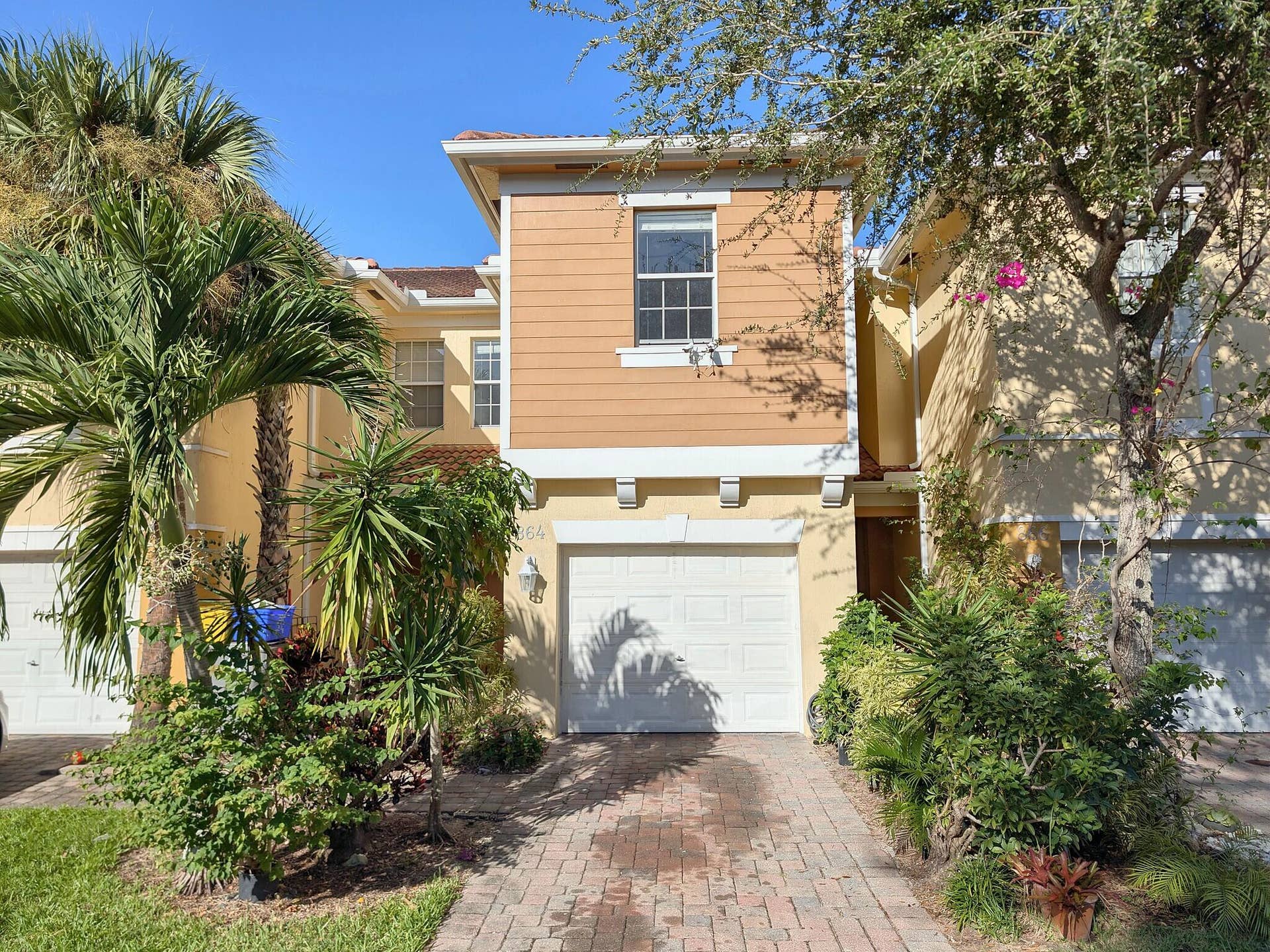 01_01_front_exterior_a