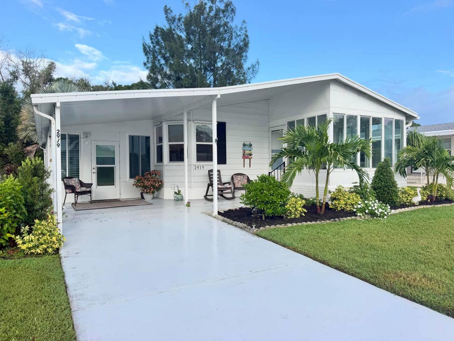 Property photo for 2919 Fiddlewood Circle, Port St Lucie, FL